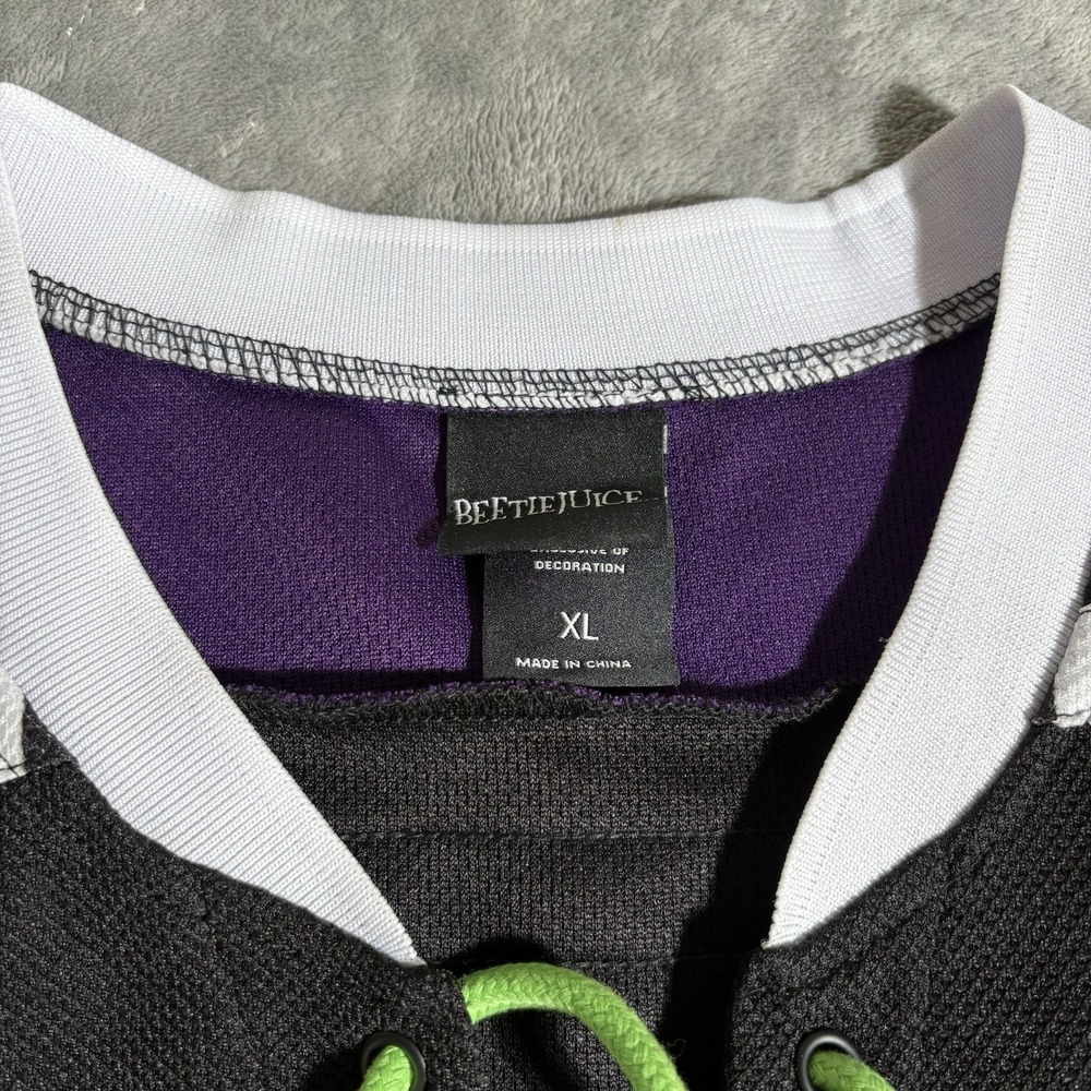 BEETLEJUICE JERSEY Mens Hockey Jersey Snake Purple Black Box Lunch Size XL - Picture 3 of 6